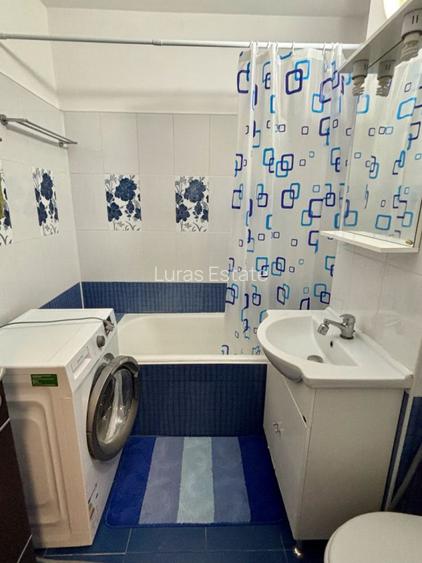 Garsonieră de închiriat – Ultracentral, cu vedere la mare - 6