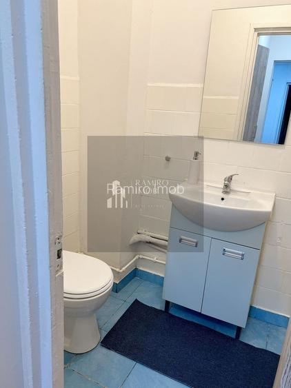 Apartament 3 camere bloc 1982 etaj 2 - Piata Sudului Sector 4 - 8