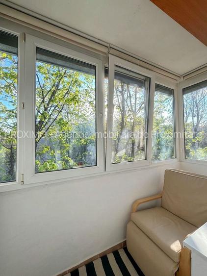 OCAZIE: 4 camere, 2 băi, 3 balcoane, decomandat, etaj intermediar - 8