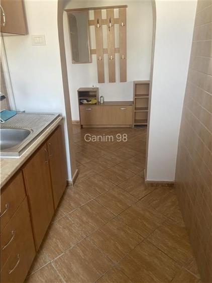 Apartament 2 camere , cartier Sud , decomandat , 43 mp, centrala termica proprie - 7