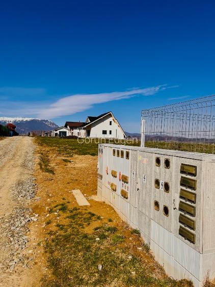 Teren intravilan Râșnov – Glejerie  5 parcele x 1000 mp  Capăt Str. Greierilor - 9