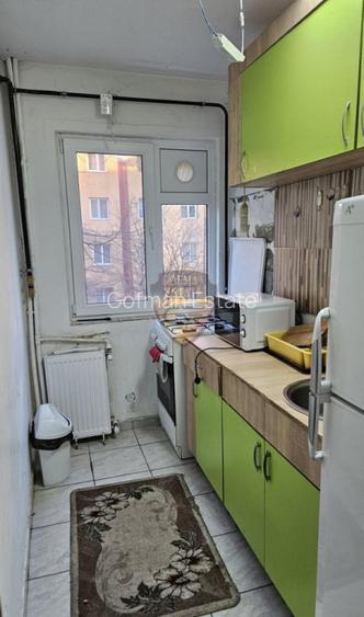 3 Camere Semi-decomandat Balcon Boxa, Et 1/4, Km 4-5 Complex  - 5