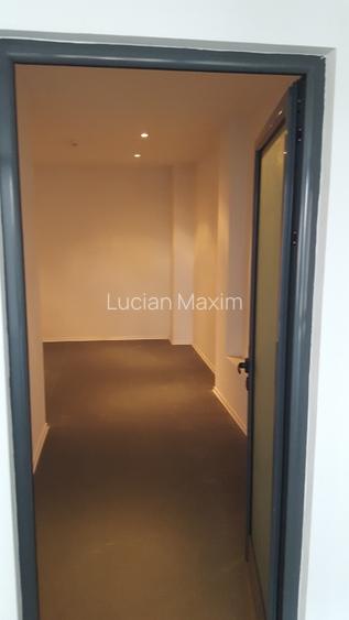 Cladire birouri si depozit de inchiriat - 16