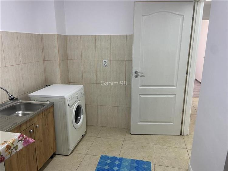 Apartament 2 camere , et 1 4 , ultracentral -Piata Moldovei , renovat , mobilat - 9