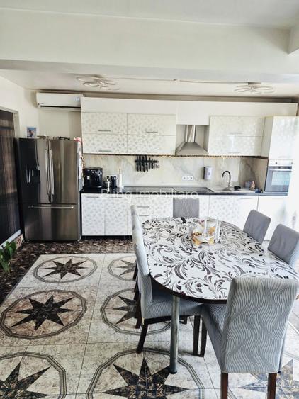 Casa tip duplex in zona Vivo ,187 mp utili - 3