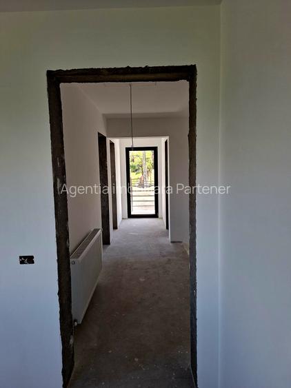 Casă / vilă Mărăcineni / Argeș , finisaje moderne ! - 15