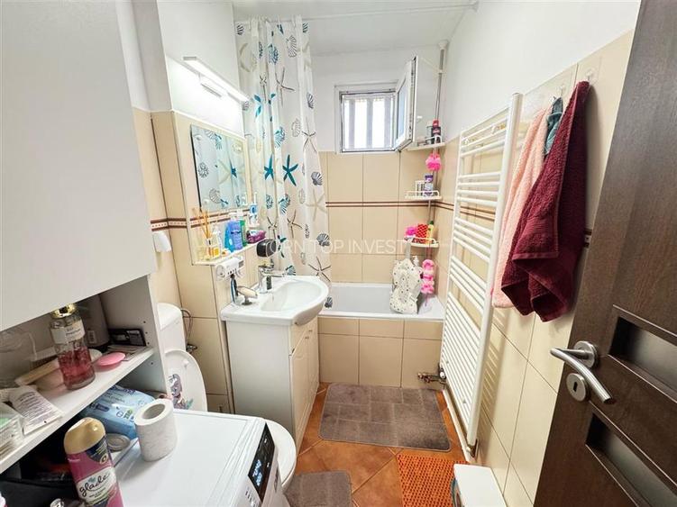 Apartament modern 2 camere si balcon zona Terezian - 4