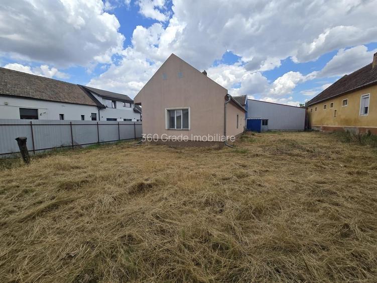 Casă cu hală și anexe Potențial pentru locuință și afacere Biled - 17