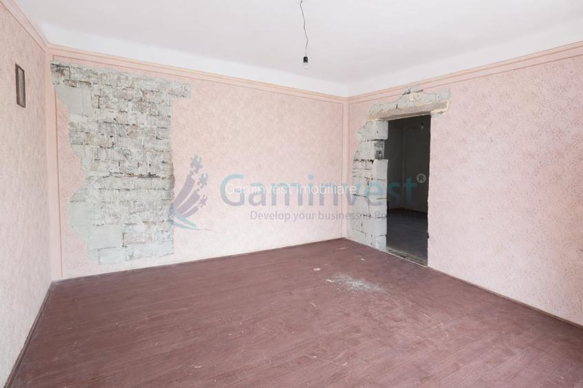 Casa cu teren de 1350 mp de renovat in Gepiu, la 18 km de Oradea - 5