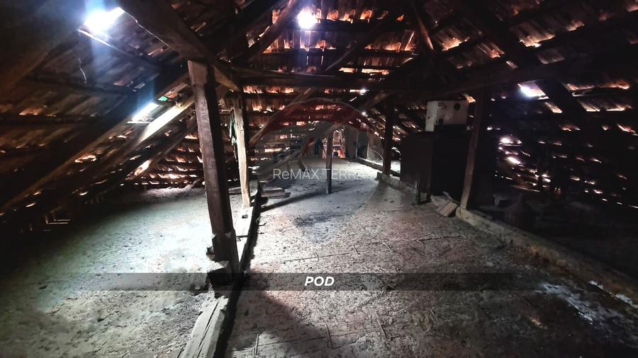 Casă din cărămidă cu teren generos de 2460 mp și anexe, în Borlești - 14