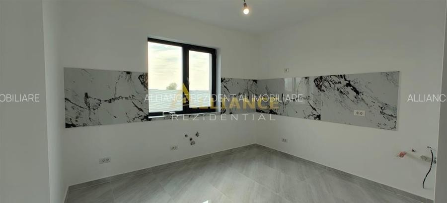 Casa individuala - 4 camere - 3 bai - 110 mp utili - 7