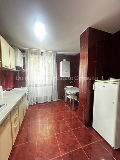 Apartament 3 camere decomandat, centrala proprie, loc de parcare - 15
