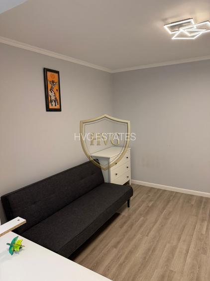 Apartament cu 3 camere | Centrala proprie | Loc de parcare | Tineretului - 7