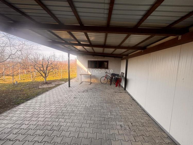 Casă spațioasă cu 3 dormitoare, două terase și două fronturi–15 km de Bistrita - 12