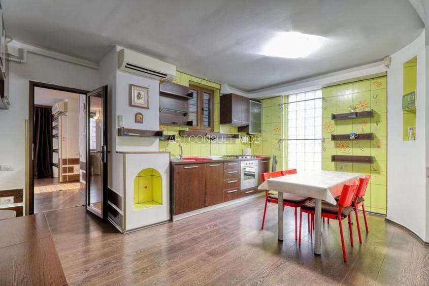 Apartament in vila | 5 Camere | Intrare separata | Pretabil Cabinet Birou |  - 8