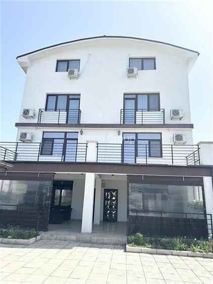 Afacere la Cheie in Mamaia Nord: Pensiune de Vanzare cu 18 Camere - 36