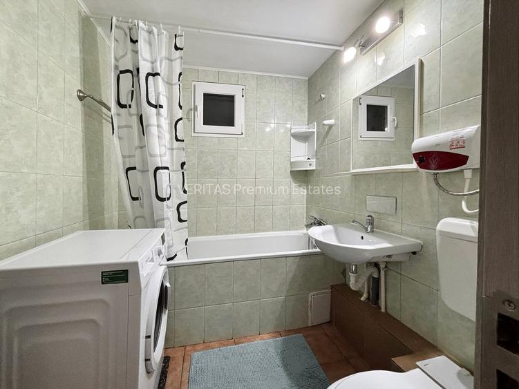 Apartament 4 camere renovat, centrala, metrou 650 m, parc IOR, parcare - 24