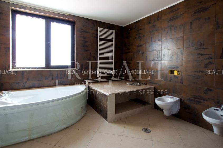 Inchiriere casa, vila 7 camere | Individuala, Renovata, Curte | Campul Pipera - 39