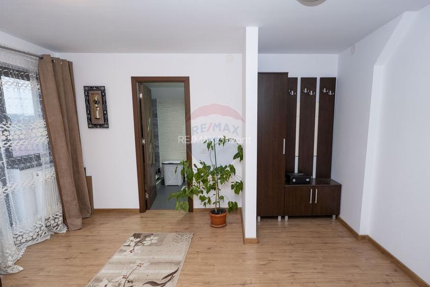 Vila 5 camere complet mobilata, foișor, teren generos - 29