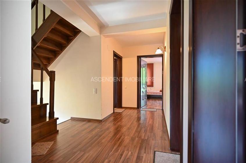 FILM!Refugiu elegant,cadru natural rar, vecinatati discrete,1.700 mp domeniu ver - 21