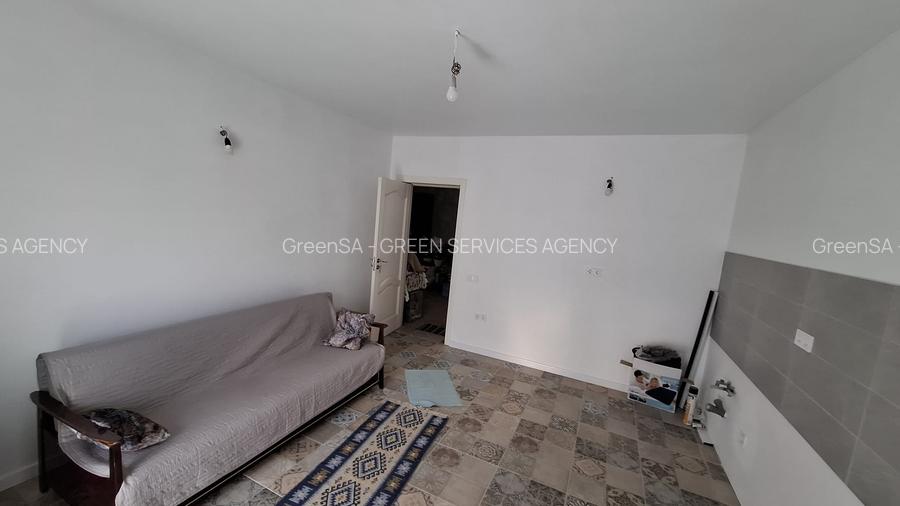 Stradal DN7, vila semifinisata, deschidere pe ambele capete - 18