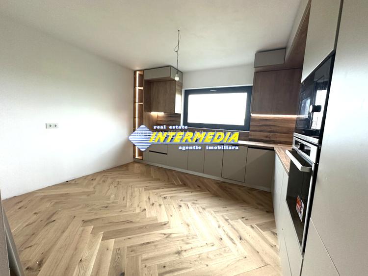 Casa Noua P+1 550 mp teren 3 bai 4 dormitoare Garaj Finisata intern mobila buc - 7