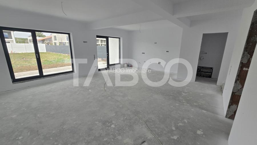 Casa de vanzare 380mp teren liber 4 camere 2 parcari Selimbar - 9
