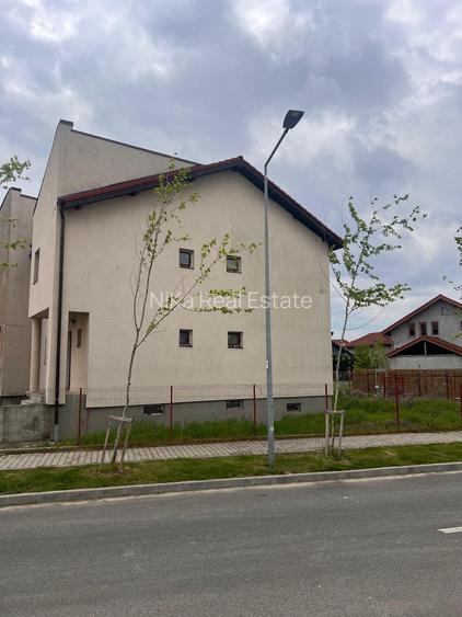 Vila de vanzare Henri Coandă - 23