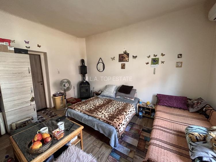 Apartament la casa de vanzare zona Boul Rosu - 5