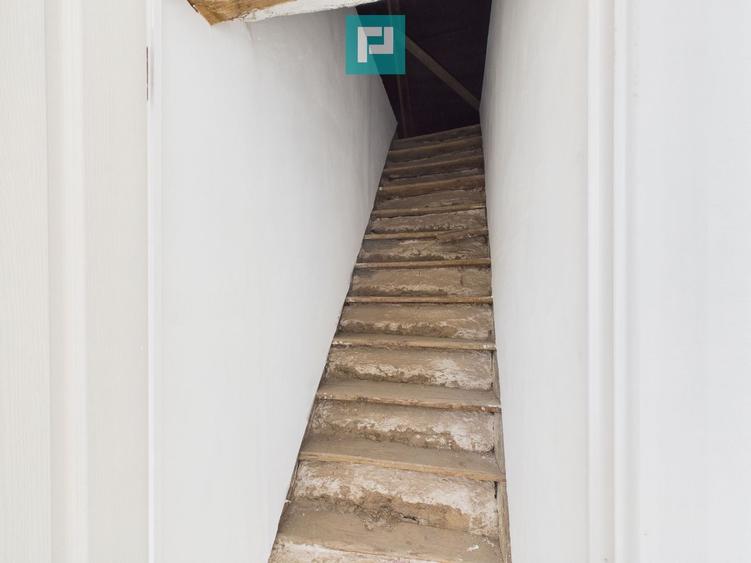 Casa 3 camere Gepiu