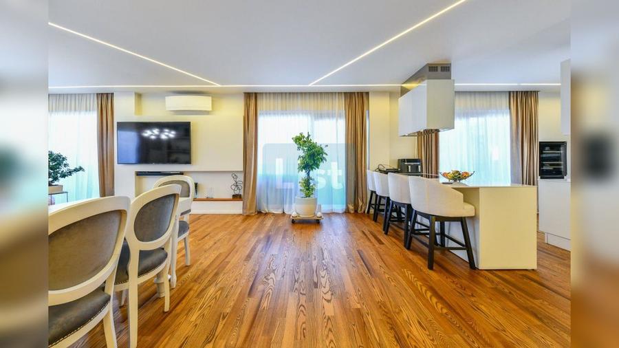 FARA COMISION! Penthouse 4 camere 180 mp, 3 bai, terase, priveliste
