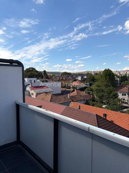 Apartament spatios | 102 mp | 3 dormitoare | parcare | C. Baciului - 12