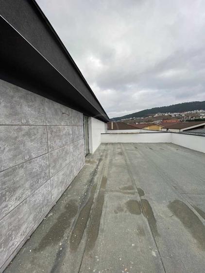 Duplex cu terasa circulara zona Sub Cetate