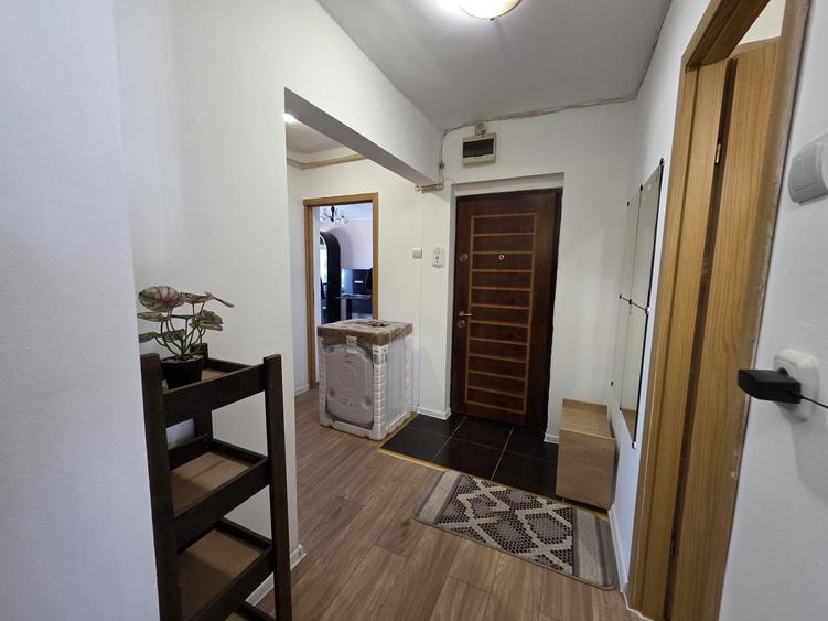 Apartament 3 camere,zona Piata Centrala