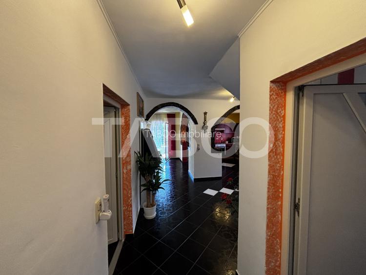 Casa de vanzare  individuala  cu 950mp teren Saliste zona deosebita - 12