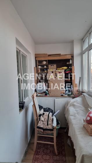 Apartament 4 camere, zona Grivita