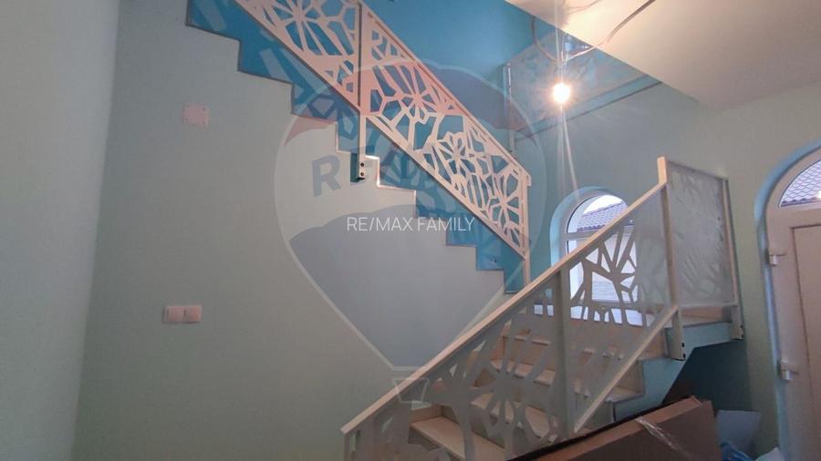 De inchiriat spatiu generos nerezidential la mansarda casa 122mp Oncea - 18