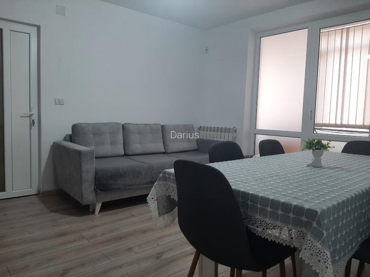 Vând apartament cu 3 camere situat în orașul Cugir - 5