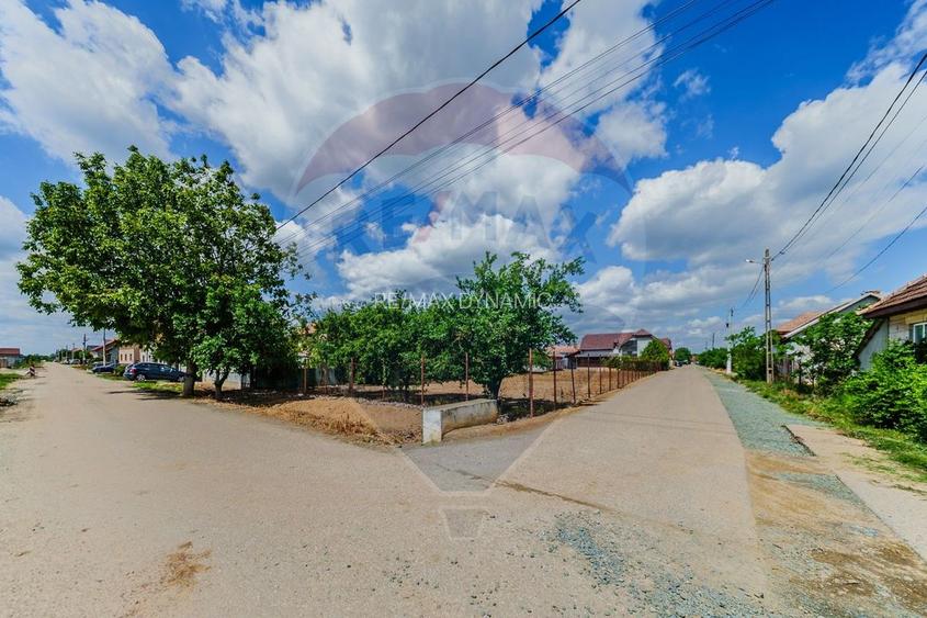 Casa Italiană Zadareni/1600 mp teren pe colț cu potențial parcelare - 2