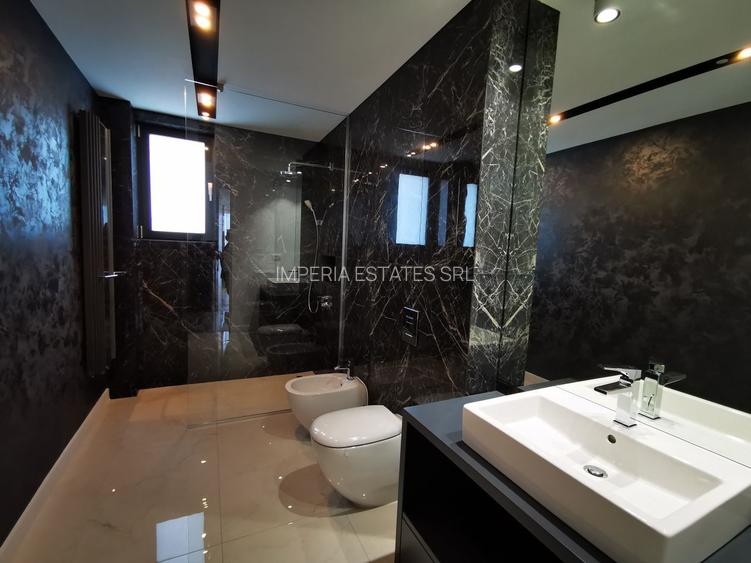 Vila impresionanta cu finisaje premium, langa padure - 17