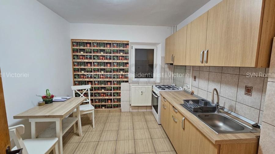 REA1026948 3 Camere I Militari - Cocosul Rosu - 6