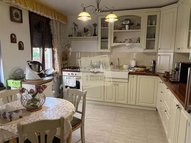 Casa individuala moderna 5 camere si curte 450 mp pe Calea Poplacii - 5