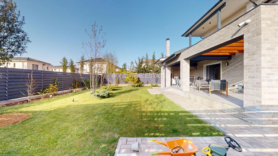 Oază de liniște și rafinament – Vilă  mobilată si utilată în Paradisul Verde - 13