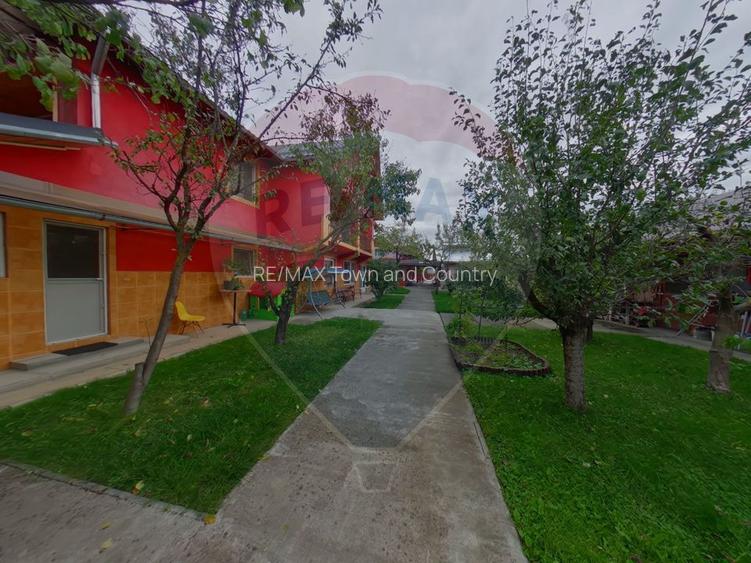 Casă / Vilă cu 16 camere de vânzare în zona Bobâlna - 14