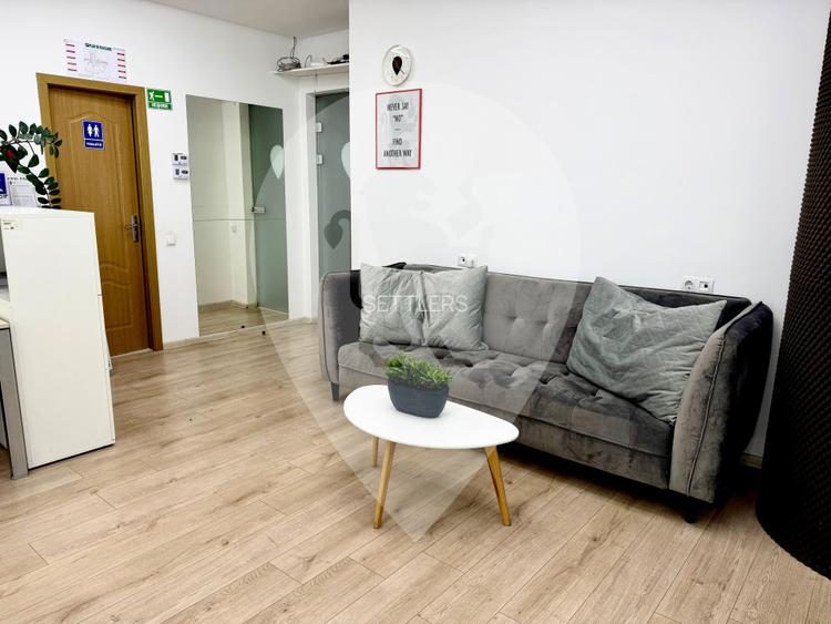 Birou de inchiriat mobilat utilst complet - 10 birouri individuale - 2