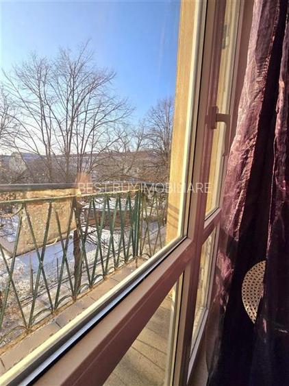 AP.2 CAM.DECOM, ET.2/3 BOXA BLOC RUSESC BUCURESTII NOI METROU BAZILESCU - 6