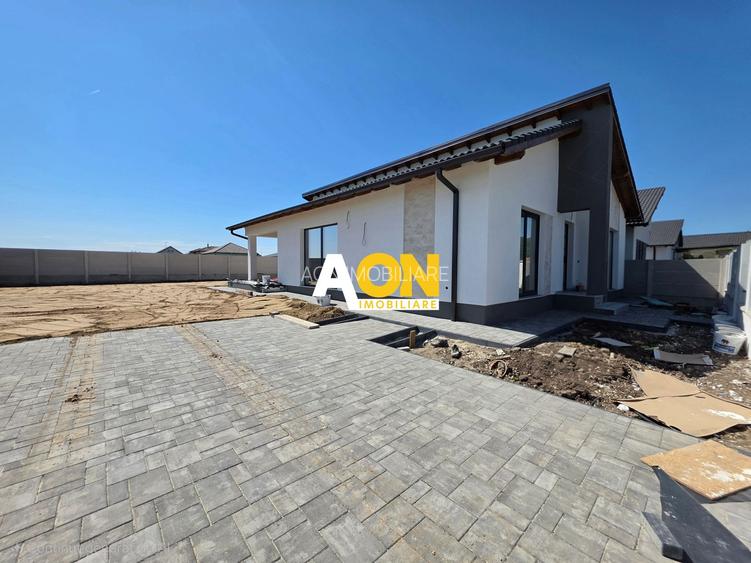 Casa 4 Camere, 2 Bai, 610mp Teren Zona Alba Micesti - 2