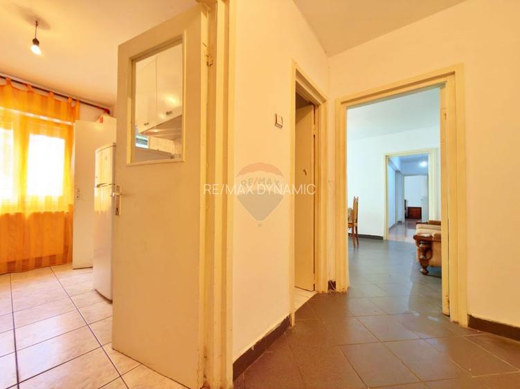 Apartament 3 camere, parter, centrală proprie – Aurel Vlaicu, Arad - 3