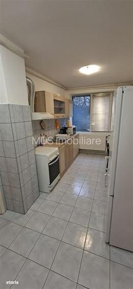 Mobilat si utilat in bloc de caramida, linga Medicina - 17