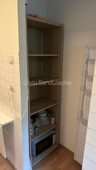 Apartament cu 2 dormitoare, living semidecomandat si hol foarte lung - 8